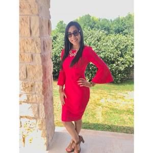 Meet your Posher, Alejandra